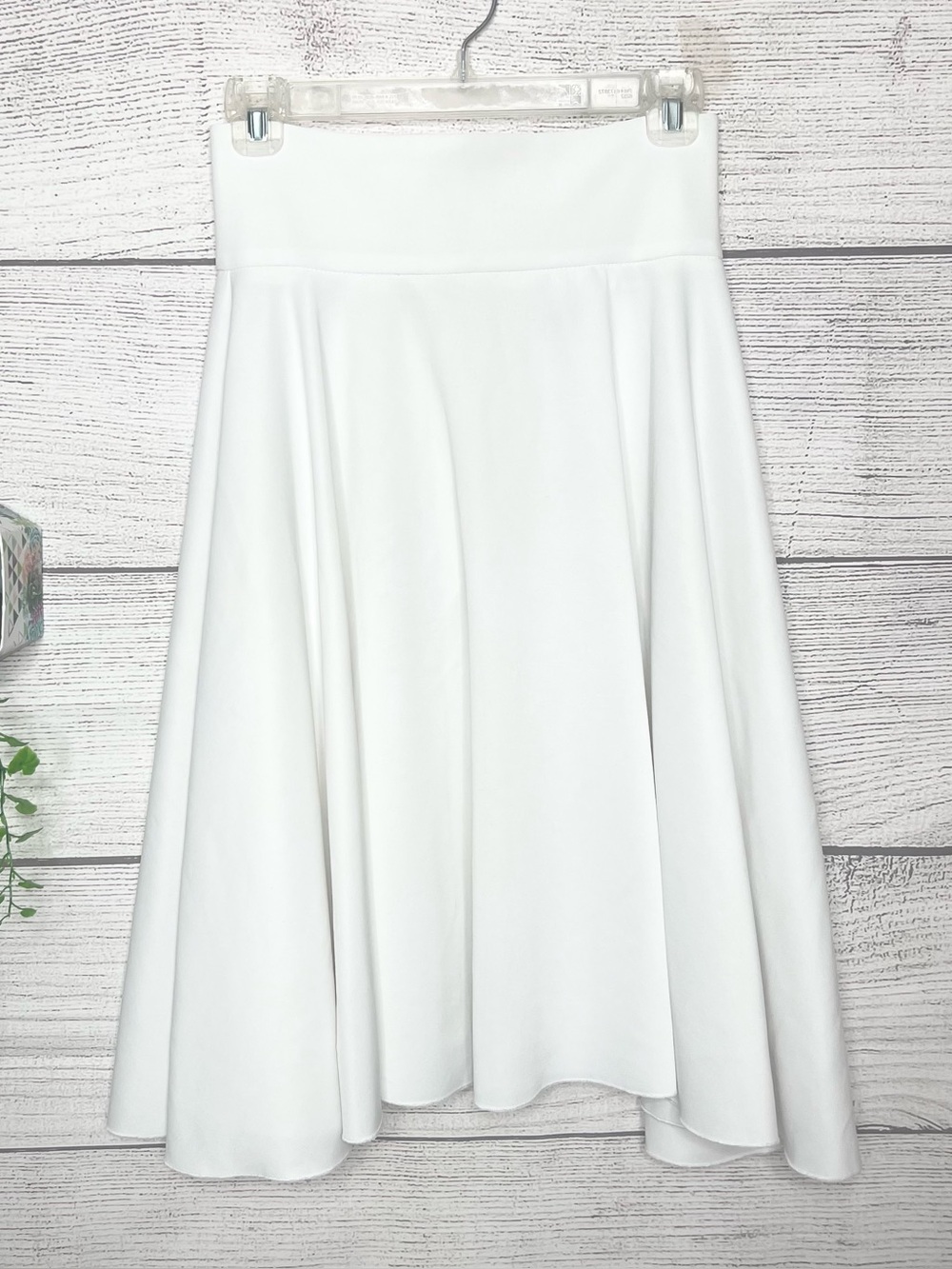 AOMEI White Flared A-Line Midi Skirt Size Small